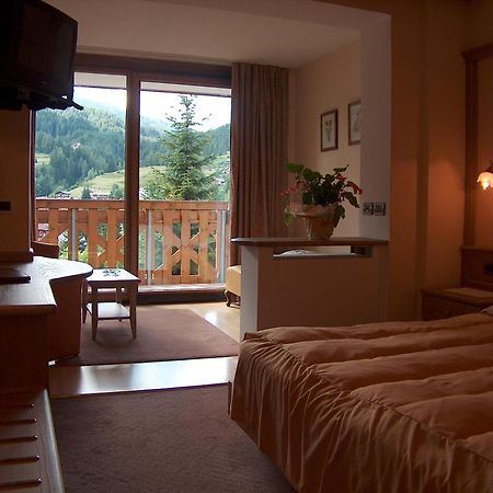 Hotel Catinaccio Rosengarten Moena Exteriör bild