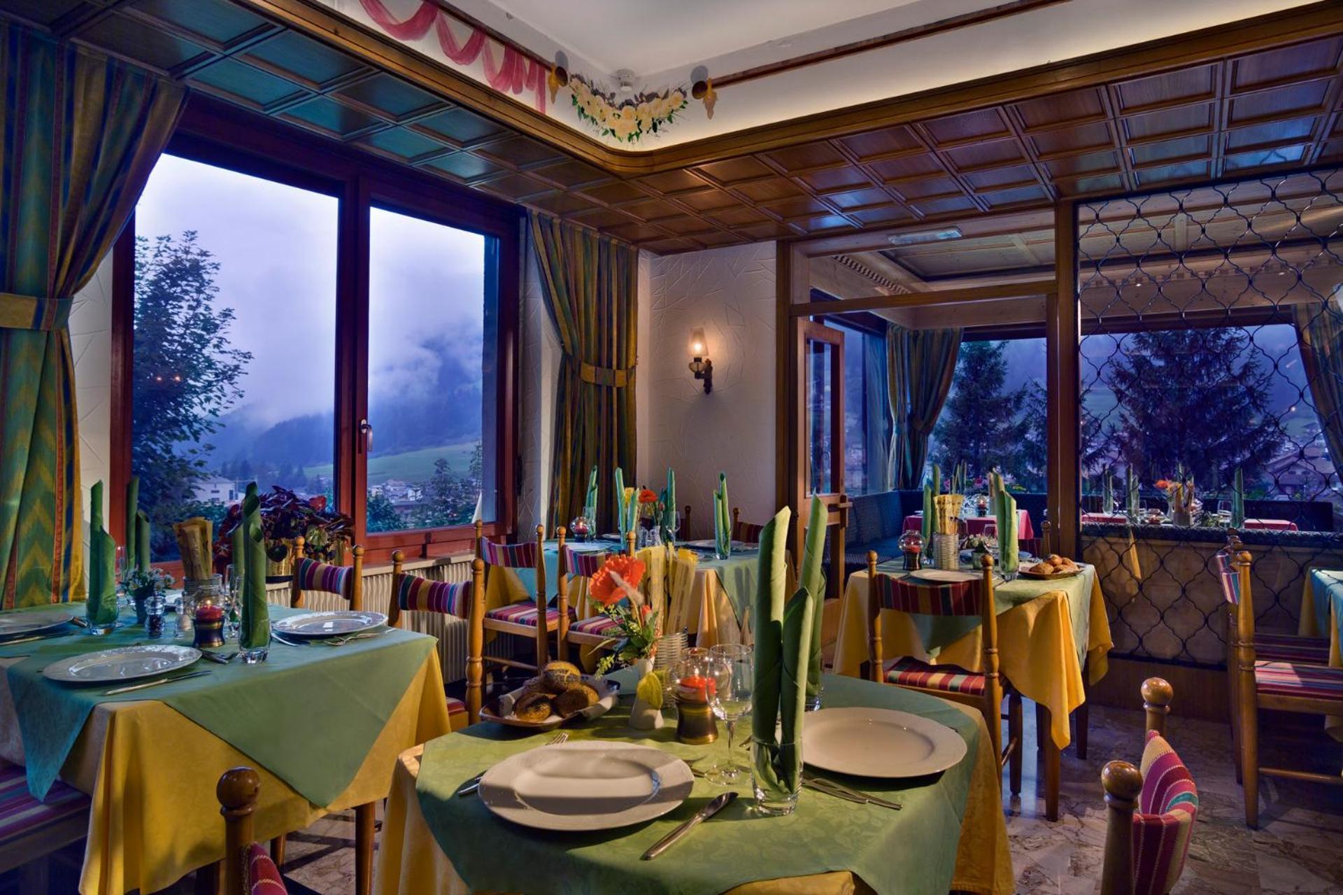 Hotel Catinaccio Rosengarten Moena Exteriör bild
